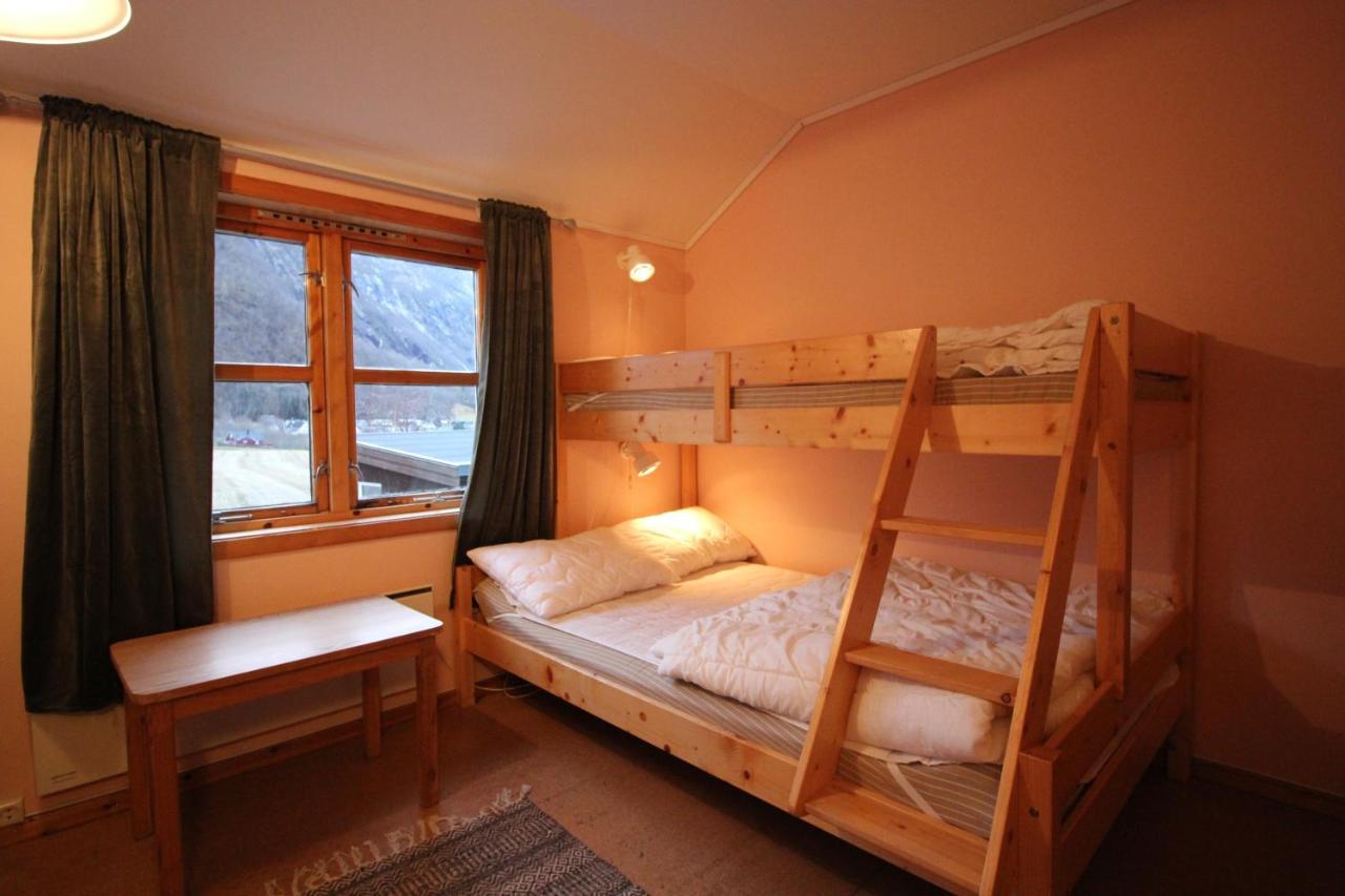 Andalsnes Hostel Экстерьер фото